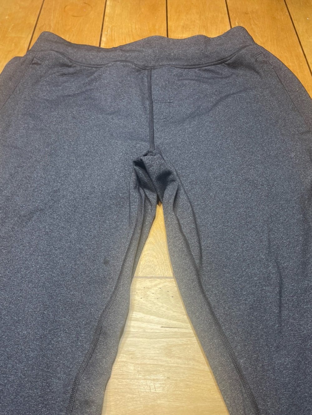 Lululemon Kung Fu Sweatpants Size Large Color Gray